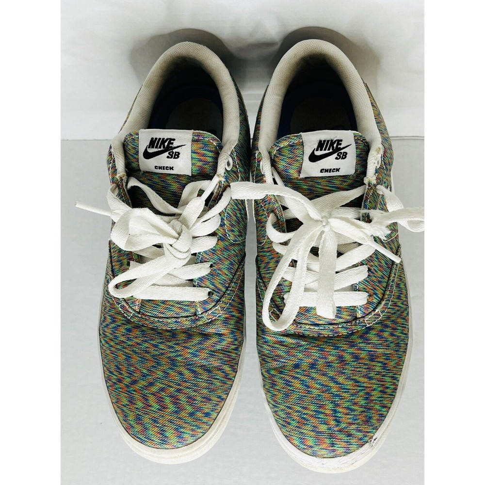 Nike SB Check Shoes - Picture 3 of 9